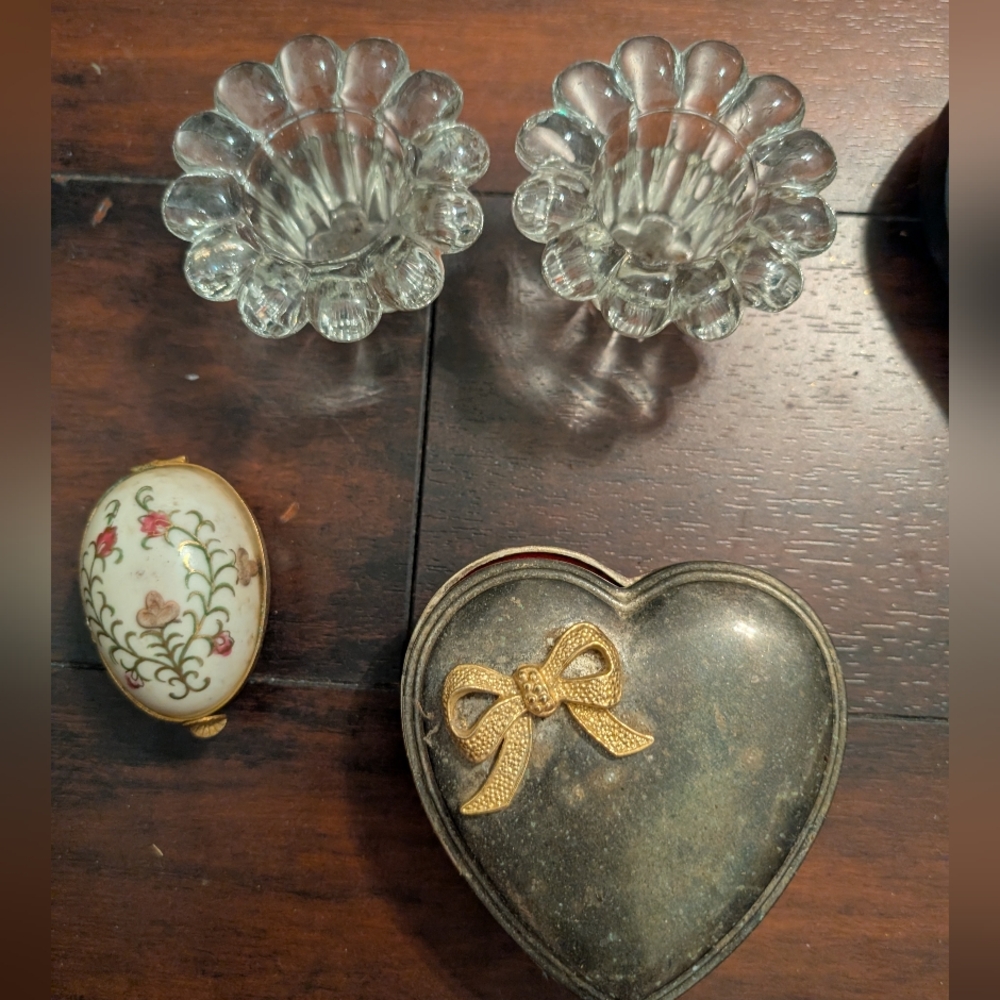 Vintage Heart-Shaped Jewelry Box with Egg And 2 Candle Holders